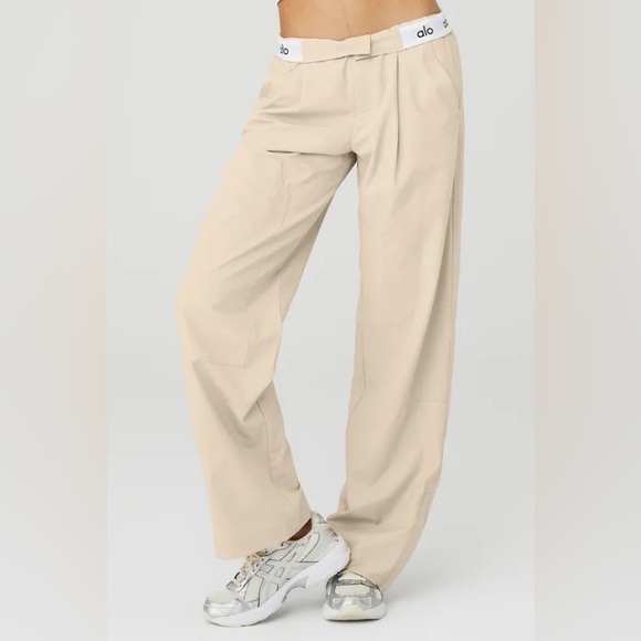 ALO Yoga Pants - Alo Yoga Womens Flip It Trouser Pants Macadamia Small